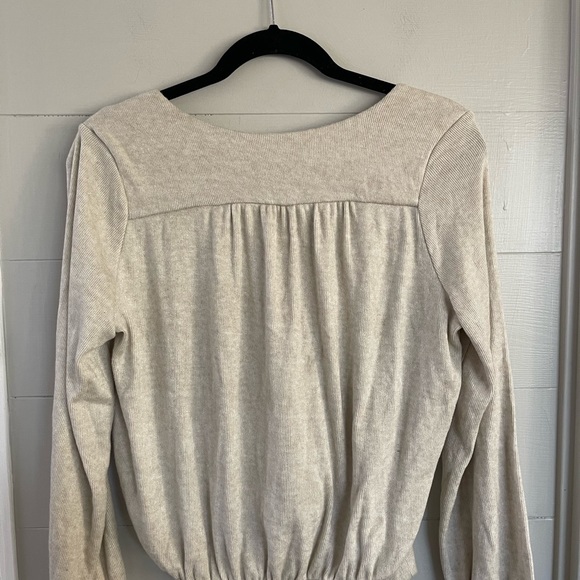 Banana Republic | Oatmeal Heather Cross Over Sweater Size Small - Picture 10 of 16